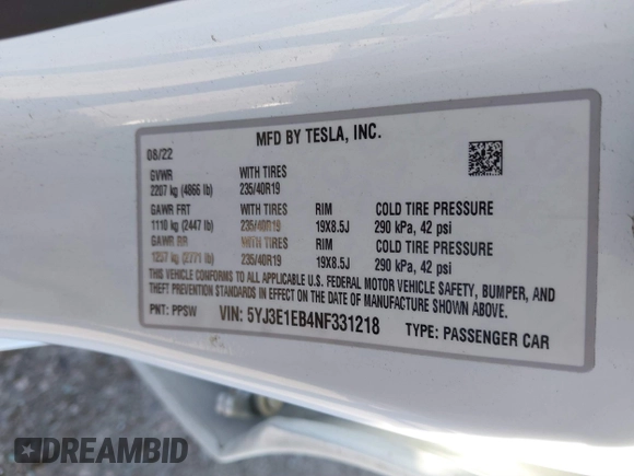 2022 Tesla Model 3 Long Range z VIN 5YJ3E1EB4NF331218, wystawiony jako IAAI lot #41827613 z przebiegiem 84 088 mil mil oraz . Historia ofert i sprzedaży dostępna na DreamBid. Obrazek 9.