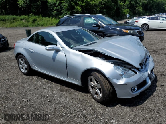 2006 Mercedes-Benz SLK 280 with VIN WDBWK54F66F107123, listed as a Copart auction lot 62306965 with 70,880 mi miles and Salvage title. Bid and sale history available at DreamBid. Image 4.