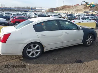 2006 Nissan Maxima 3.5 SL with VIN 1N4BA41E76C826557, listed as a IAAI auction lot 41886446 with 84,027 mi miles. Bid and sale history available at carsss.com. Image 6.