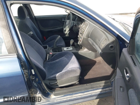 2003 Hyundai Sonata with VIN KMHWF25S33A751747, listed as a IAAI auction lot 41493851 with 101,748 mi miles. Bid and sale history available at carsss.com. Image 5.
