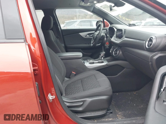 2021 Chevrolet Blazer LT с VIN 3GNKBHR4XMS567457, выставлен на аукционе IAAI как лот 41133024 с пробегом 48 422 миль миль и . История ставок и продаж доступна на DreamBid. Изображение 5.