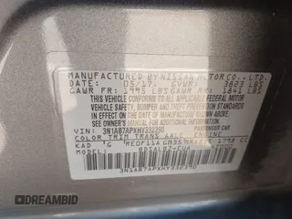 2017 Nissan Sentra SR z VIN 3N1AB7APXHY332390, wystawiony jako IAAI lot #42049476 z przebiegiem 87 483 mil mil oraz . Historia ofert i sprzedaży dostępna na DreamBid. Obrazek 9.