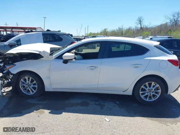 2016 Mazda Mazda3 i Grand Touring with VIN 3MZBM1N78GM323015, listed as a IAAI auction lot 41781002 with 1 mi miles. Bid and sale history available at carsss.com. Image 14.