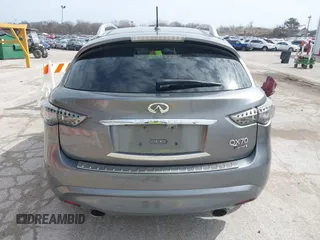 2017 Infiniti QX70 z VIN JN8CS1MW9HM412647, wystawiony jako IAAI lot #41830232 z przebiegiem 114 954 mil mil oraz . Historia ofert i sprzedaży dostępna na DreamBid. Obrazek 17.