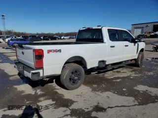 2024 Ford Super Duty F-250 SRW XL with VIN 1FT8W2BA6RED50333, listed as a Copart auction lot 88048865 with 19,521 mi miles and Salvage Title. Bid and sale history available at carsss.com. Image 3.