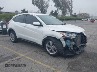 2021 Honda HR-V LX with VIN 3CZRU5H30MM722234, listed as a IAAI auction lot 41885832 with 45,005 mi miles. Bid and sale history available at carsss.com. Image 1.
