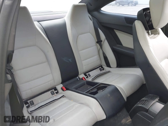 2013 Mercedes-Benz C 350 with VIN WDDGJ5HB4DF999472, listed as a IAAI auction lot 41487255 with 140,753 mi miles and . Bid and sale history available at DreamBid. Image 8.