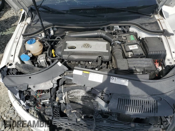 2014 Volkswagen CC Sport with VIN WVWBN7AN3EE528302, listed as a Copart auction lot 69636034 with 77,332 mi miles and Salvage Title. Bid and sale history available at DreamBid. Image 13.