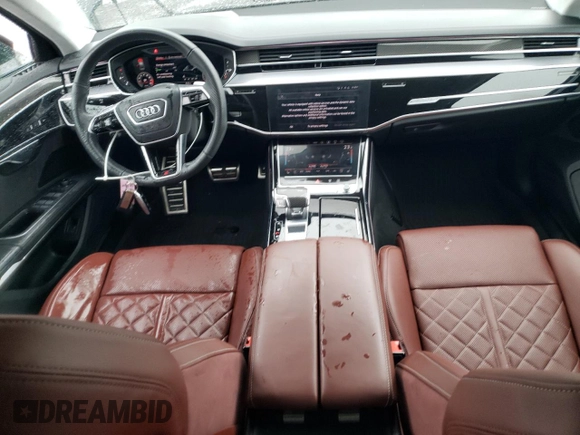 2022 Audi S8 с VIN WAULSAF89NN007255, выставлен на аукционе Copart как лот 57654725 с пробегом 14 904 миль миль и Списание • Salvage title. История ставок и продаж доступна на DreamBid. Изображение 8.