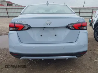 2024 Nissan Versa SV z VIN 3N1CN8EV0RL901518, wystawiony jako IAAI lot #41935491 z przebiegiem 15 873 mil mil oraz . Historia ofert i sprzedaży dostępna na DreamBid. Obrazek 17.