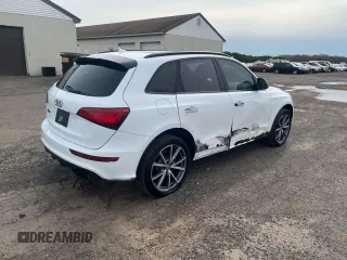 2017 Audi SQ5 Premium Plus with VIN WA1CCAFP0HA027441, listed as a Copart auction lot 51878075 with 111,474 mi miles and Clean Title. Bid and sale history available at carsss.com. Image 3.