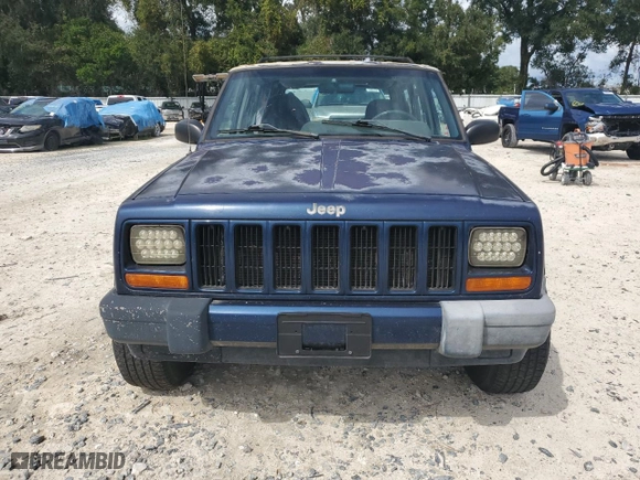 2000 Jeep Cherokee Police with VIN 1J4FT48S4YL230983, listed as a Copart auction lot 74733624 with NaN miles and Non Repairable. Bid and sale history available at carsss.com. Image 5.