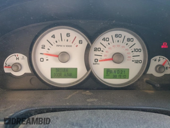 2005 Ford Escape Limited с VIN 1FMCU94125KB93798, выставлен на аукционе Copart как лот 54359995 с пробегом 381 910 миль миль и Списание • Salvage title. История ставок и продаж доступна на DreamBid. Изображение 9.