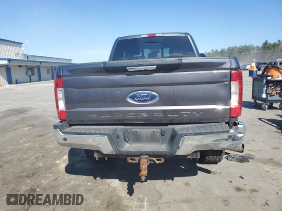 2018 Ford F-250 XL z VIN 1FT7X2B61JEB87132, wystawiony jako Copart lot #53887355 z przebiegiem 90 831 mil mil oraz Szkoda całkowita • Salvage title. Historia ofert i sprzedaży dostępna na DreamBid. Obrazek 6.