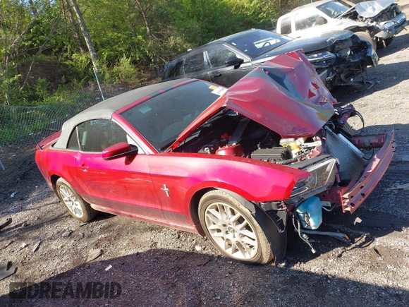 2014 Ford Mustang V6 with VIN 1ZVBP8EM0E5276555, listed as a IAAI auction lot 41995485 with 77,141 mi miles. Bid and sale history available at carsss.com. Image 14.