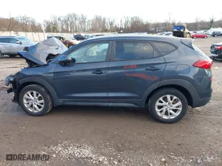 2019 Hyundai Tucson Value with VIN KM8J3CA48KU051820, listed as a IAAI auction lot 41228352 with 40,031 mi miles. Bid and sale history available at carsss.com. Image 14.