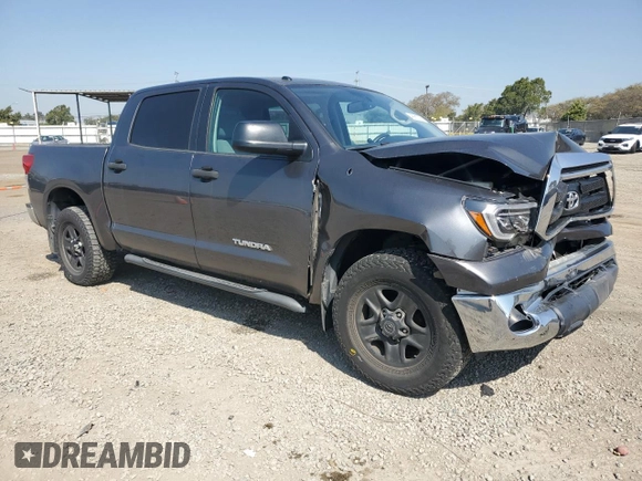 2013 Toyota Tundra z VIN 5TFEM5F18DX063156, wystawiony jako Copart lot #46681385 z przebiegiem 125 682 mil mil oraz Szkoda całkowita • Salvage title. Historia ofert i sprzedaży dostępna na DreamBid. Obrazek 4.