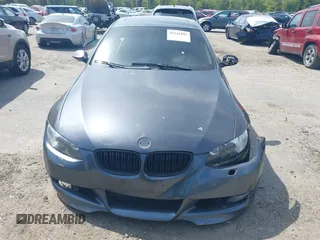 2008 BMW 3 Series 335xi z VIN WBAWC73588E066356, wystawiony jako IAAI lot #42241895 z przebiegiem 98 161 mil mil oraz . Historia ofert i sprzedaży dostępna na DreamBid. Obrazek 13.