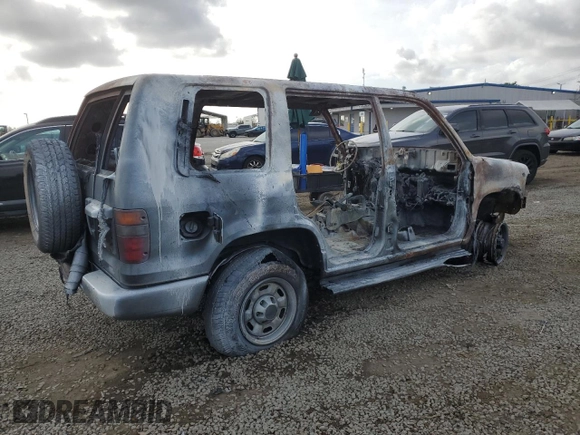 1994 Isuzu Trooper z VIN JACDH58VXR7931051, wystawiony jako Copart lot #50436555 z przebiegiem Nie podano mil oraz Nie do naprawy. Historia ofert i sprzedaży dostępna na DreamBid. Obrazek 3.