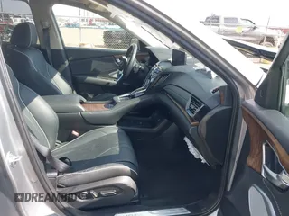 2022 Acura RDX w/Advance Package with VIN 5J8TC2H72NL002017, listed as a IAAI auction lot 41531987 with 34,197 mi miles. Bid and sale history available at carsss.com. Image 5.