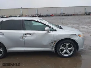 2009 Toyota Venza with VIN 4T3ZK11A69U010829, listed as a IAAI auction lot 41833610 with 194,791 mi miles. Bid and sale history available at carsss.com. Image 6.