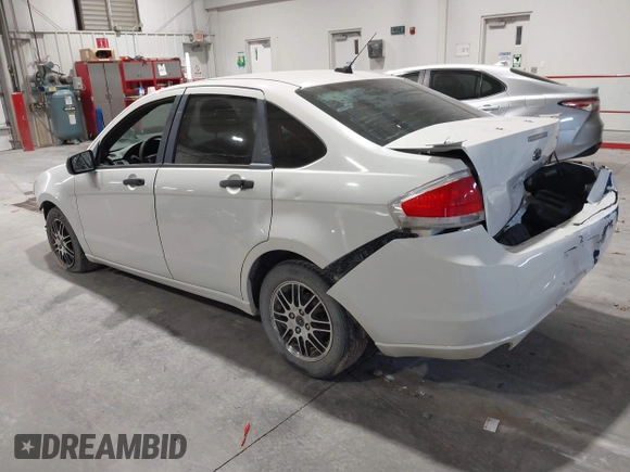 2010 Ford Focus SE with VIN 1FAHP3FN3AW190237, listed as a IAAI auction lot 42039390 with 338,458 mi miles. Bid and sale history available at carsss.com. Image 3.