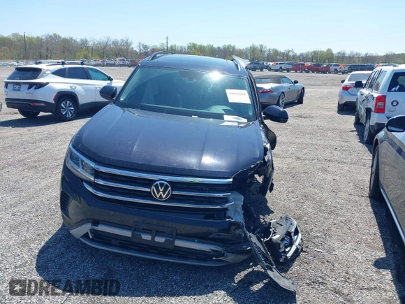 2023 Volkswagen Atlas SE с VIN 1V2KR2CA3PC522546, выставлен на аукционе IAAI как лот 42065884 с пробегом 31 076 миль миль и . История ставок и продаж доступна на DreamBid. Изображение 12.