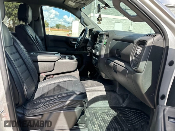 2021 GMC Sierra 1500 with VIN 3GTP8AEF4MG110674, listed as a Copart auction lot 81534724 with 57,979 mi miles and Clean Title. Bid and sale history available at DreamBid. Image 5.