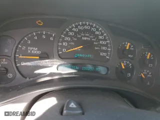 2003 Chevrolet Silverado 1500 with VIN 1GCEC14X33Z107067, listed as a Copart auction lot 49863485 with 255,257 mi miles and Salvage Title. Bid and sale history available at carsss.com. Image 9.