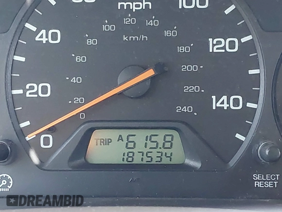 2002 Honda Accord SE z VIN 1HGCG56742A087457, wystawiony jako IAAI lot #42397581 z przebiegiem 187 534 mil mil oraz . Historia ofert i sprzedaży dostępna na DreamBid. Obrazek 15.