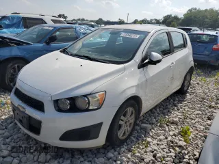 2012 Chevrolet Sonic LS z VIN 1G1JA6SH7C4162737, wystawiony jako Copart lot #65121885 z przebiegiem 205 846 mil mil oraz Czysty tytuł • Clean title. Historia ofert i sprzedaży dostępna na DreamBid. Obrazek 1.
