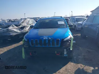 2018 Jeep Cherokee Trailhawk with VIN 1C4PJMBB2JD569069, listed as a IAAI auction lot 41651023 with 80,201 mi miles. Bid and sale history available at carsss.com. Image 12.