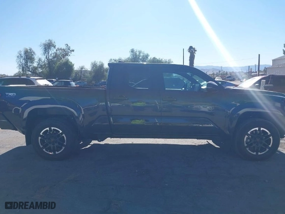 2024 Toyota Tacoma 2WD SR5 with VIN 3TMLB5FN3RM001404, listed as a IAAI auction lot 41322388 with 8,319 mi miles. Bid and sale history available at carsss.com. Image 14.