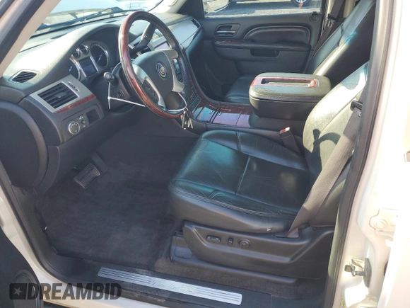 2012 Cadillac Escalade ESV Premium z VIN 1GYS4JEF6CR316609, wystawiony jako Copart lot #83081874 z przebiegiem 150 368 mil mil oraz Szkody całkowita. Historia ofert i sprzedaży dostępna na DreamBid. Obrazek 7.
