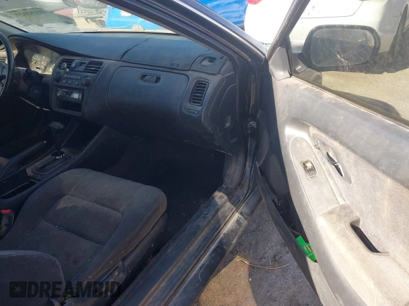 2000 Honda Accord LX z VIN 1HGCG2248YA037485, wystawiony jako IAAI lot #41152127 z przebiegiem Nie podano mil oraz . Historia ofert i sprzedaży dostępna na DreamBid. Obrazek 5.