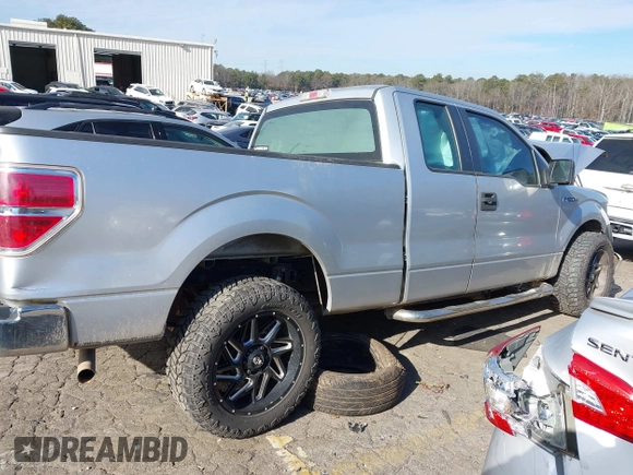 2011 Ford F-150 XL with VIN 1FTEX1CM7BFB20562, listed as a IAAI auction lot 41267400 with 212,620 mi miles. Bid and sale history available at carsss.com. Image 12.