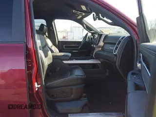 2019 Ram 2500 Laramie with VIN 3C6UR5NL8KG652913, listed as a IAAI auction lot 41611071 with 154,955 mi miles. Bid and sale history available at carsss.com. Image 5.