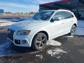 2012 Audi Q5 3.2L Premium Plus with VIN WA1DKAFP3CA128473, listed as a IAAI auction lot 41247682 with 183,373 mi miles. Bid and sale history available at carsss.com. Image 2.