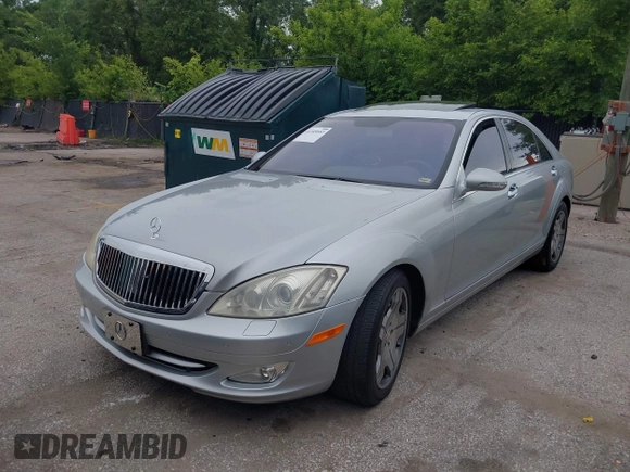 2007 Mercedes-Benz S 550 с VIN WDDNG71X37A116065, выставлен на аукционе IAAI как лот 42349553 с пробегом 139 572 миль миль и . История ставок и продаж доступна на DreamBid. Изображение 2.