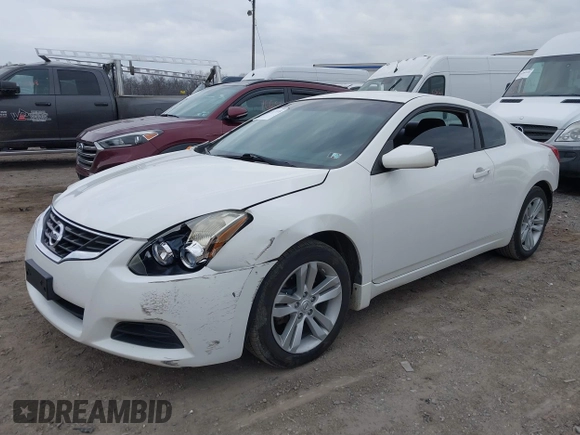 2012 Nissan Altima 2.5 S with VIN 1N4AL2EP1CC253544, listed as a IAAI auction lot 41717118 with 194,477 mi miles. Bid and sale history available at carsss.com. Image 2.