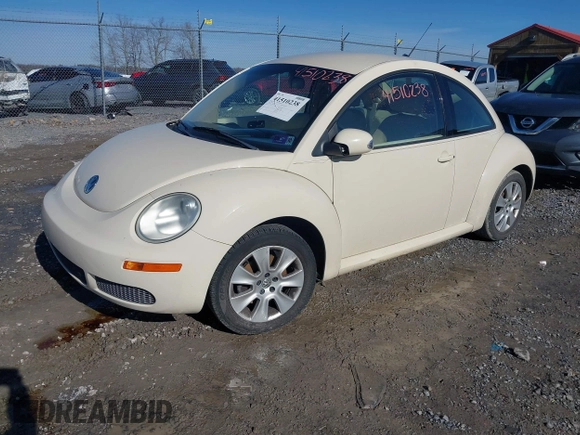 2008 Volkswagen New Beetle Coupe S with VIN 3VWPW31C58M505917, listed as a IAAI auction lot 41510238 with 64,596 mi miles. Bid and sale history available at carsss.com. Image 19.