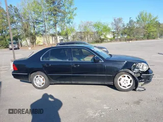2001 Lexus LS 430 with VIN JTHBN30F710042861, listed as a IAAI auction lot 41895357 with Not Provided miles. Bid and sale history available at carsss.com. Image 12.