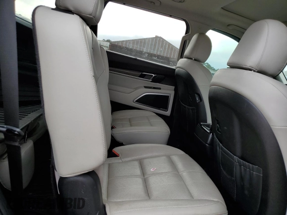 2020 Kia Telluride EX with VIN 5XYP34HC2LG065510, listed as a Copart auction lot 57177175 with 134,675 mi miles and Salvage title. Bid and sale history available at DreamBid. Image 11.