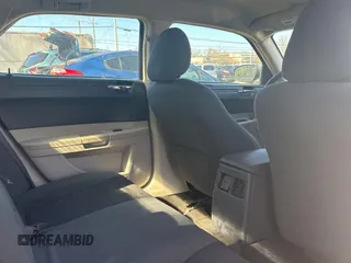 2005 Chrysler 300 with VIN 2C3JA43R85H635204, listed as a Copart auction lot 43976725 with 1 mi miles and Clean Title. Bid and sale history available at carsss.com. Image 6.
