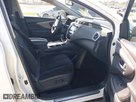2020 Nissan Murano SV z VIN 5N1AZ2BJ3LN166270, wystawiony jako IAAI lot #41479089 z przebiegiem 28 427 mil mil oraz . Historia ofert i sprzedaży dostępna na DreamBid. Obrazek 5.
