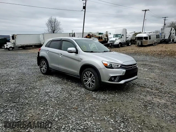 2018 Mitsubishi Outlander SE z VIN JA4AR3AW5JU017329, wystawiony jako Copart lot #54072085 z przebiegiem 77 154 mil mil oraz Szkoda całkowita • Salvage title. Historia ofert i sprzedaży dostępna na DreamBid. Obrazek 14.