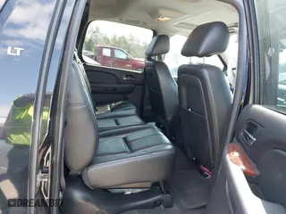 2012 Chevrolet Avalanche LT with VIN 3GNTKFE72CG160193, listed as a IAAI auction lot 42002570 with 147,030 mi miles. Bid and sale history available at carsss.com. Image 8.