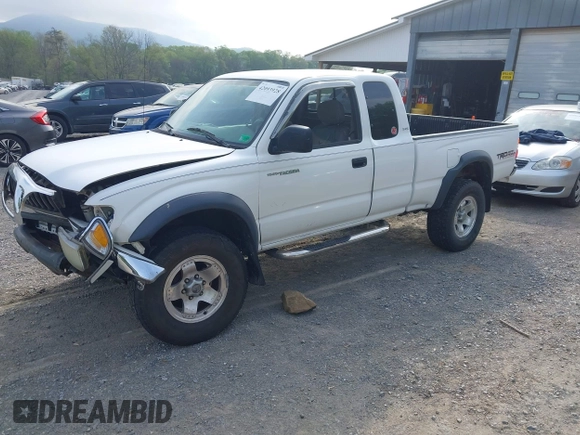 2004 Toyota Tacoma z VIN 5TEWN72N54Z463111, wystawiony jako IAAI lot #42093928 z przebiegiem 147 136 mil mil oraz . Historia ofert i sprzedaży dostępna na DreamBid. Obrazek 18.