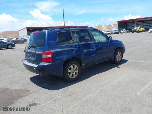 2007 Toyota Highlander w/3rd Row with VIN JTEDP21A970133734, listed as a IAAI auction lot 42101134 with 186,658 mi miles. Bid and sale history available at carsss.com. Image 4.