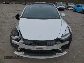 2020 Tesla Model 3 Standard Range Plus z VIN 5YJ3E1EA2LF645406, wystawiony jako Copart lot #52493395 z przebiegiem 102 126 mil mil oraz Szkoda całkowita • Salvage title. Historia ofert i sprzedaży dostępna na DreamBid. Obrazek 5.